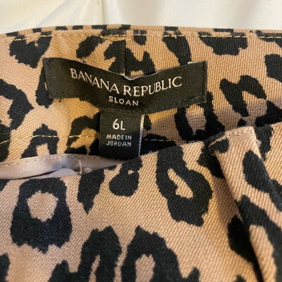 Banana Republic Trousers - Picture 2 of 2